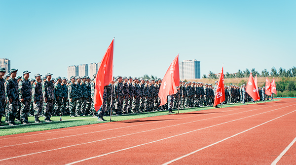 迷彩青春 筑梦启航丨安博注册_安博（中国）举行2024级新生军训动员大会